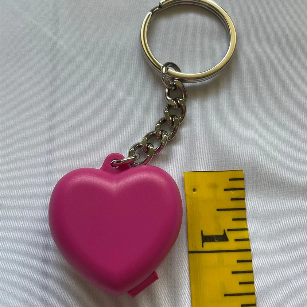New Tupperware Pink Heart Container Holder Keychain - Picture 4 of 4